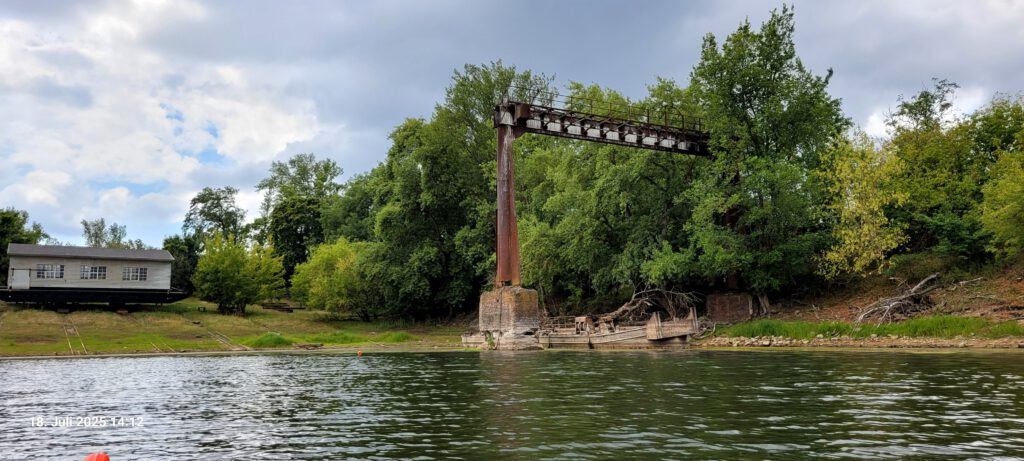 Kranruine Zollelbe Magdeburg