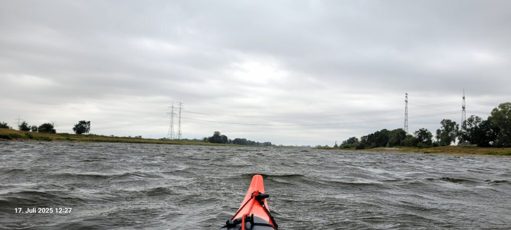 Schietwetter auf der Elbe bei Barby