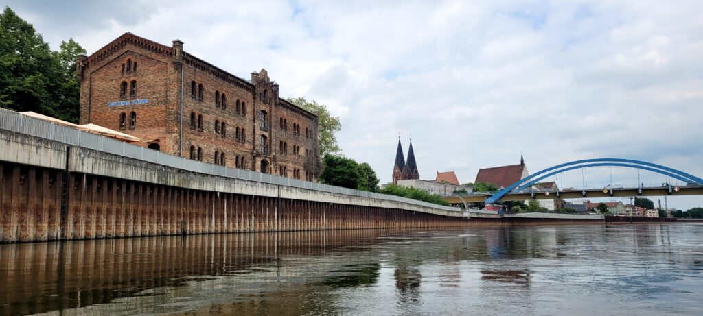 Frankfurt (Oder) - Kaimauer