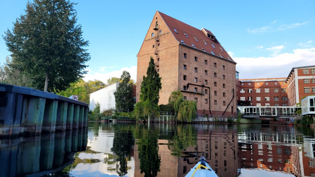 Getreidespeicher der ehemaligen Humboldtmühle 